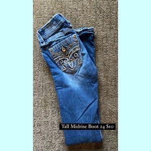 Rock Revival Jeans 24